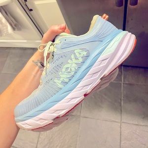 HOKA Women’s Bondi 7 (size 7.5)